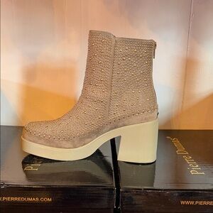 Pierre Dumas Women's Beige Studded Heeled Boots